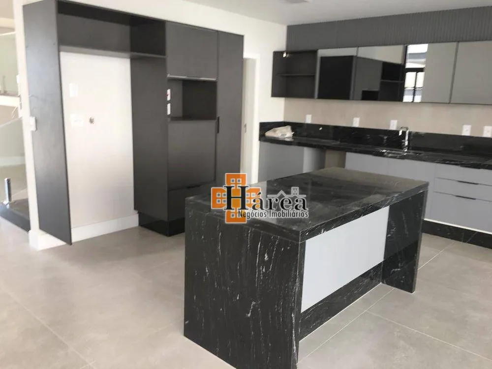 Sobrado, 4 quartos, 370 m² - Foto 1