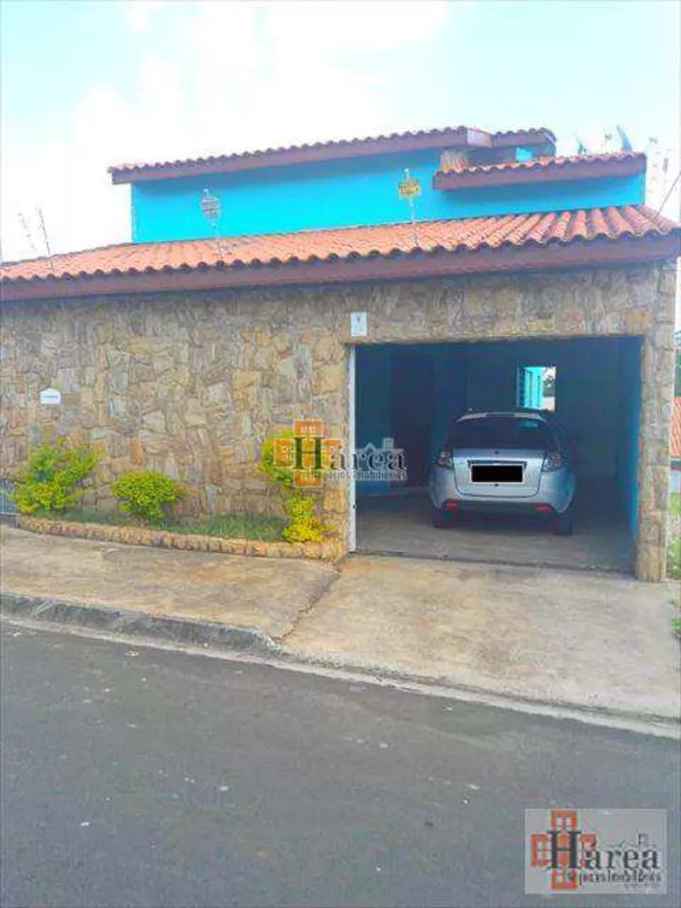 Casa à venda com 2 quartos, 200m² - Foto 2