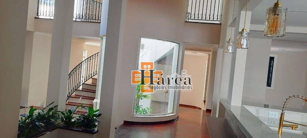 Sobrado, 4 quartos, 504 m² - Foto 1