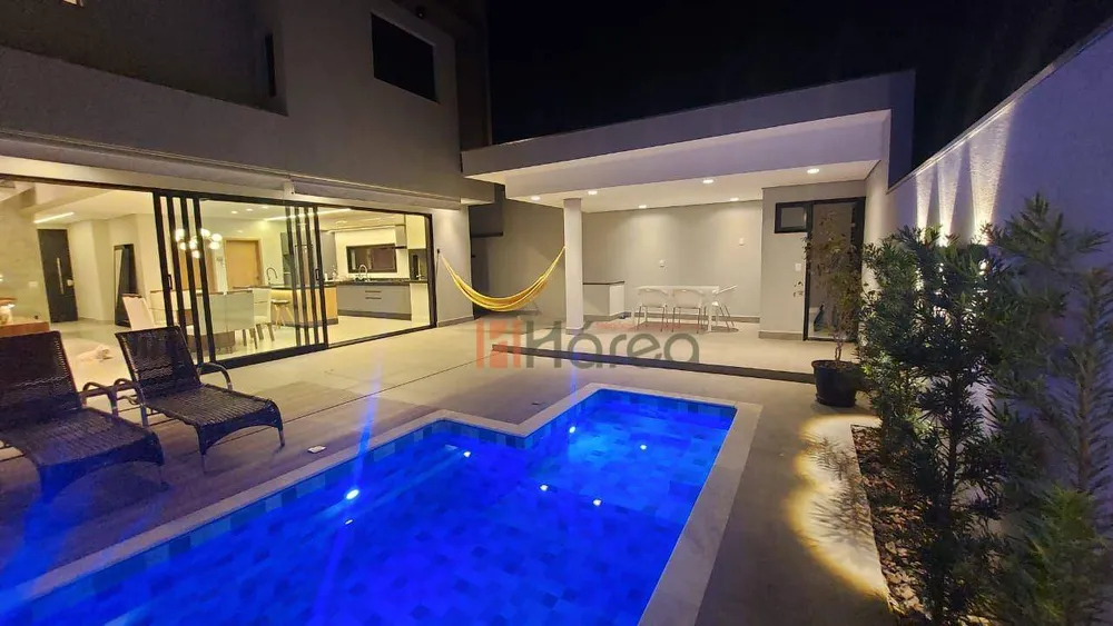 Sobrado, 3 quartos, 275 m² - Foto 1