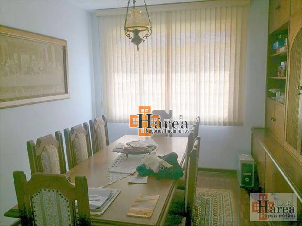 Casa, 3 quartos, 205 m² - Foto 1