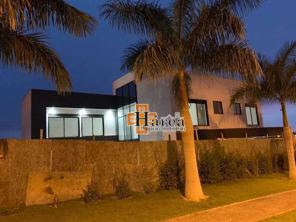 Sobrado, 3 quartos, 420 m² - Foto 1