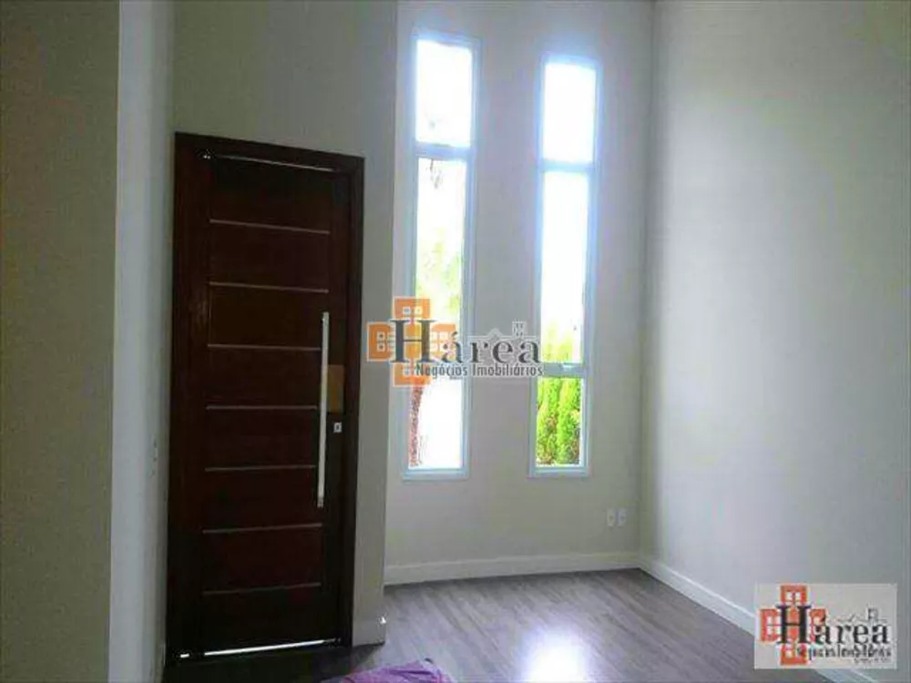 Casa de Condomínio à venda com 3 quartos, 180m² - Foto 2