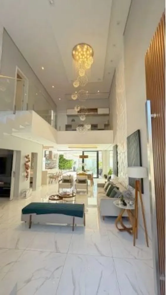 Sobrado, 3 quartos, 269 m² - Foto 1