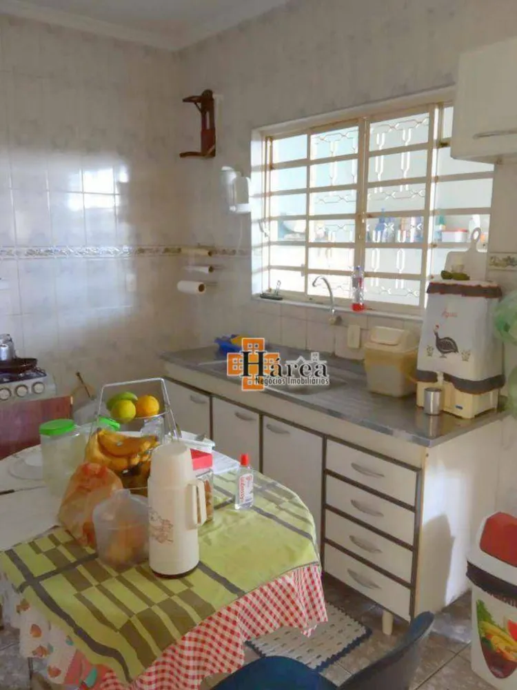 Casa, 3 quartos, 240 m² - Foto 10