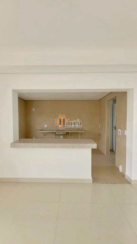 Apartamento à venda com 3 quartos, 166m² - Foto 6