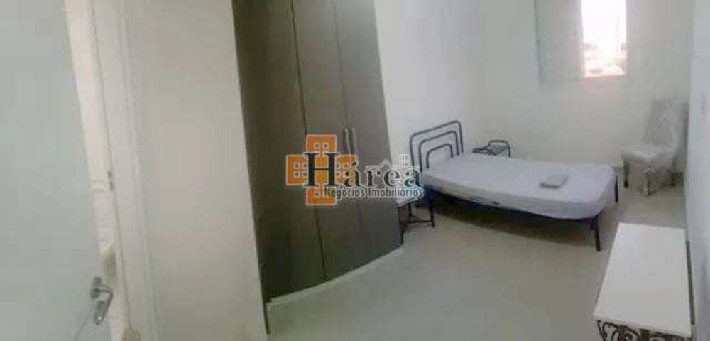 Apartamento à venda com 2 quartos, 72m² - Foto 2