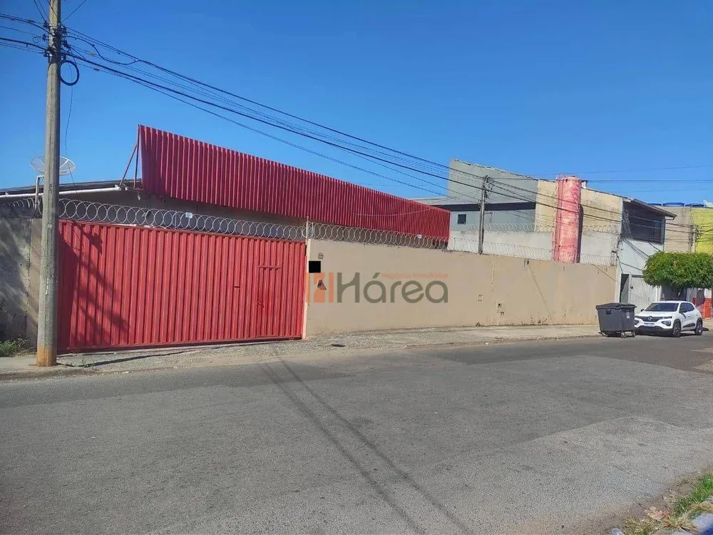 Depósito-Galpão, 1050 m² - Foto 1