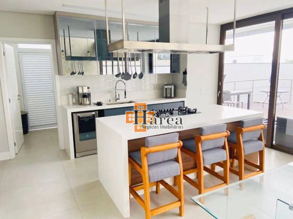 Sobrado, 3 quartos, 300 m² - Foto 1