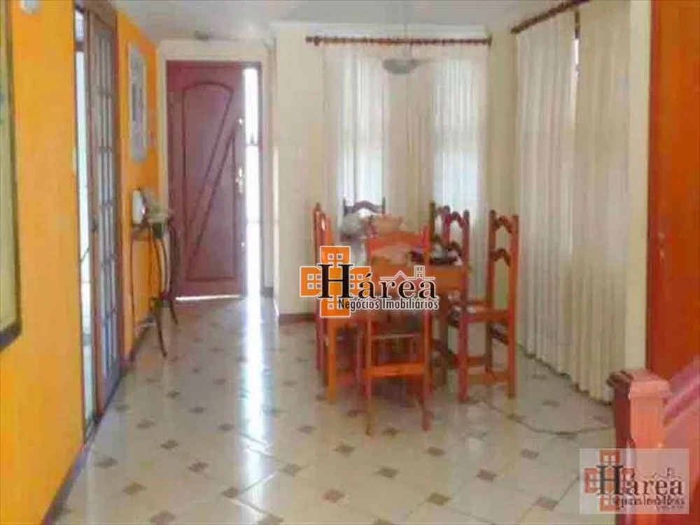 Sobrado, 4 quartos, 232 m² - Foto 2