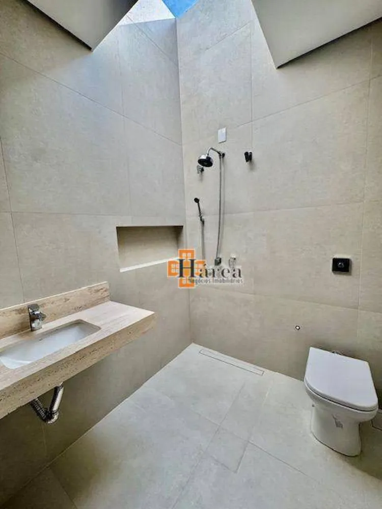 Sobrado, 4 quartos, 405 m² - Foto 1