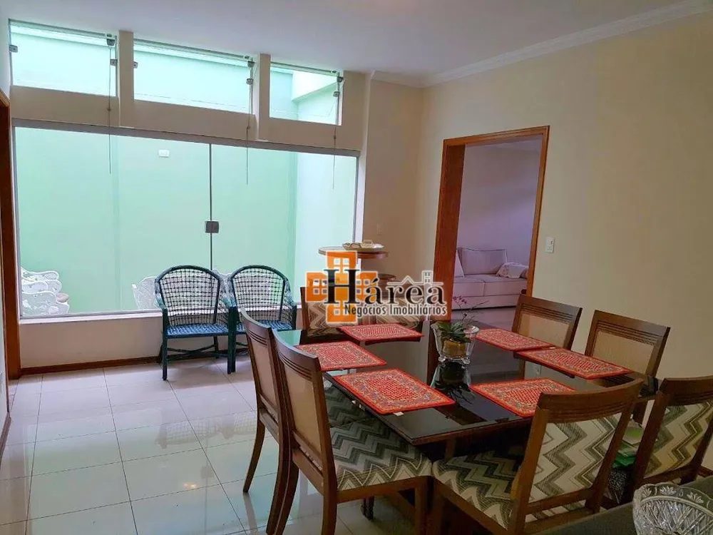 Casa, 3 quartos, 220 m² - Foto 3