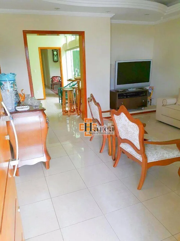 Casa, 3 quartos, 220 m² - Foto 2