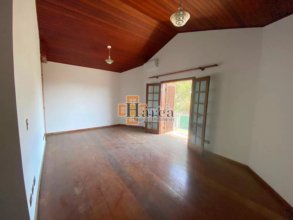 Sobrado à venda com 3 quartos, 297m² - Foto 4