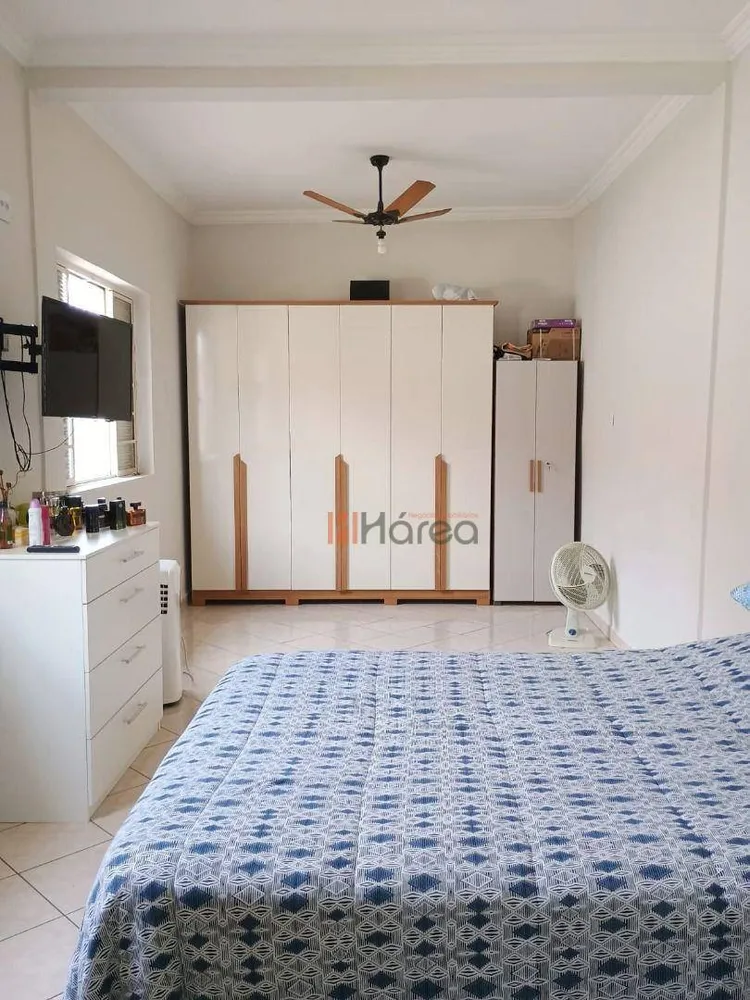 Casa, 4 quartos, 247 m² - Foto 5