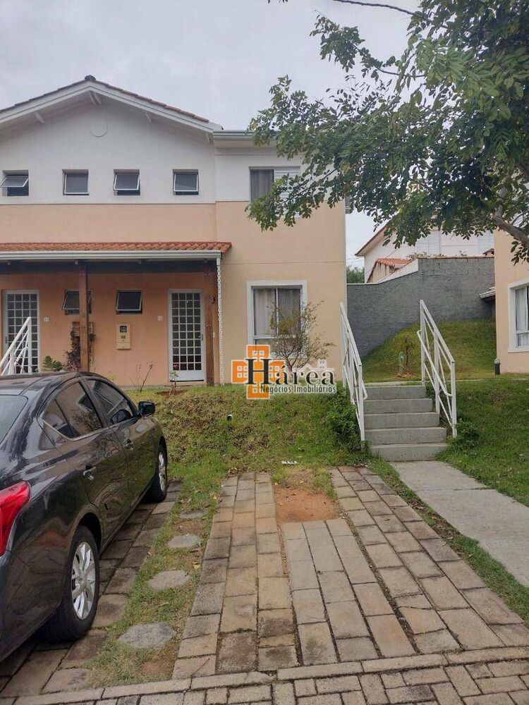 Sobrado à venda com 3 quartos, 114m² - Foto 1