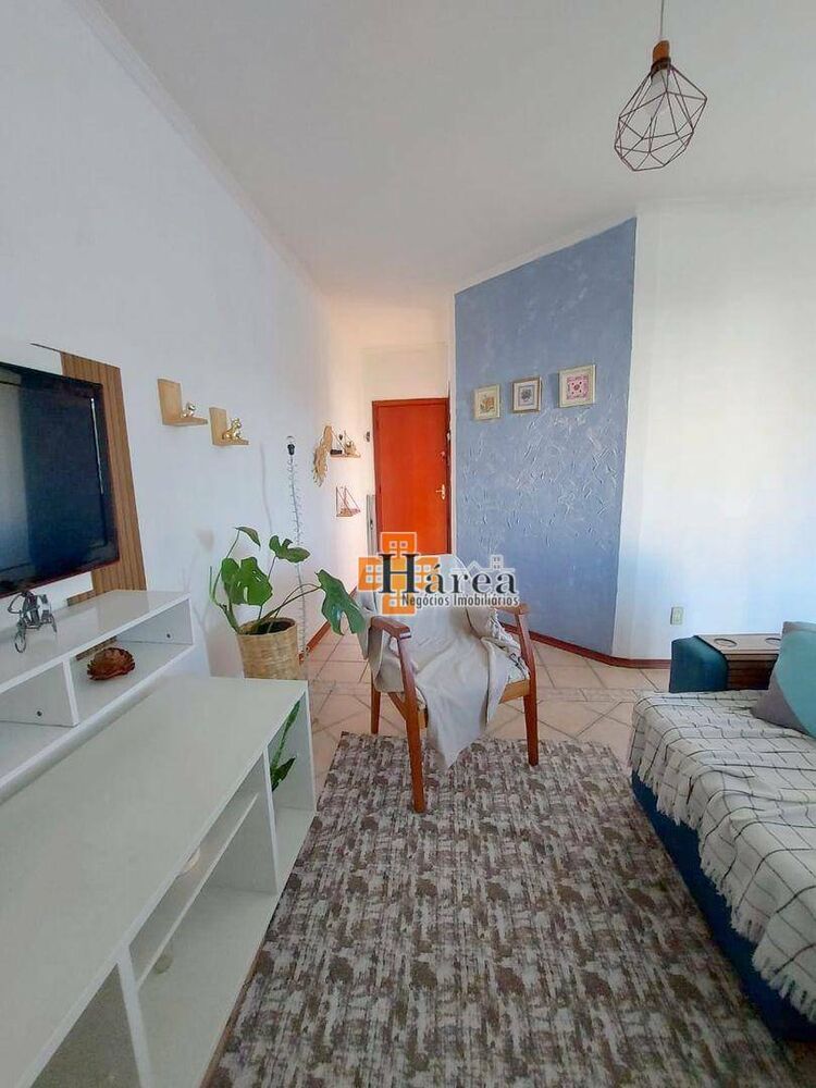 Apartamento à venda com 3 quartos, 70m² - Foto 1
