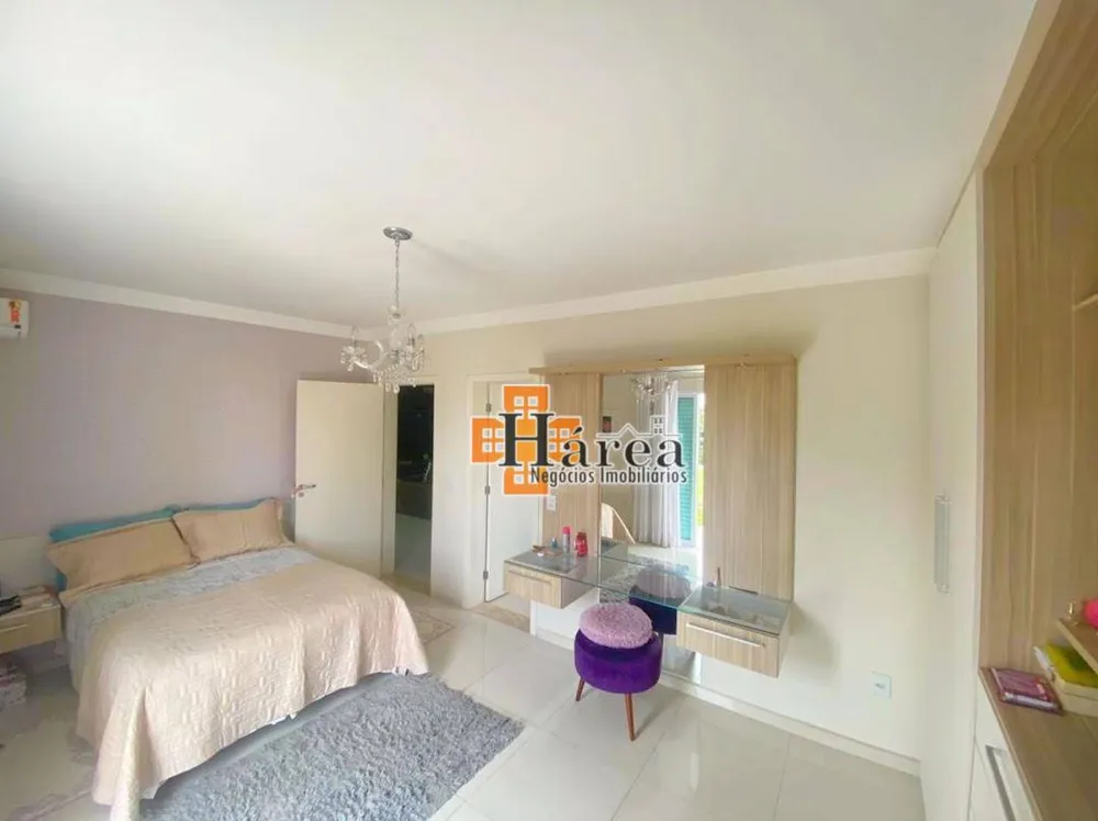 Sobrado, 3 quartos, 285 m² - Foto 1