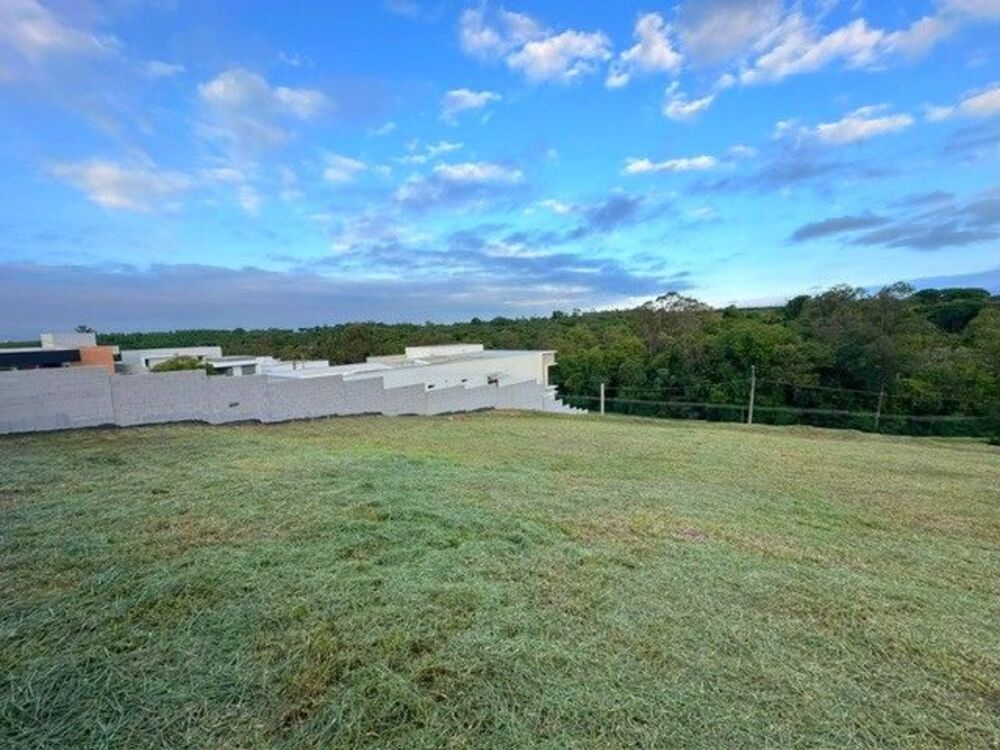 Loteamento e Condomínio, 1008 m² - Foto 1
