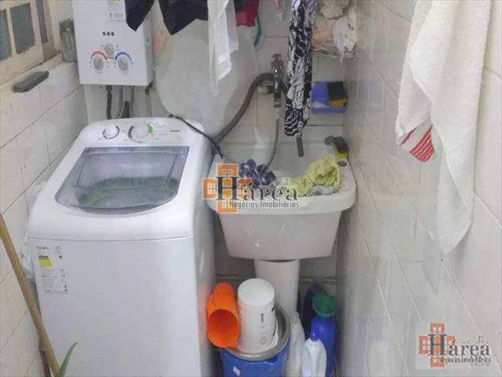 Apartamento à venda com 2 quartos, 60m² - Foto 15