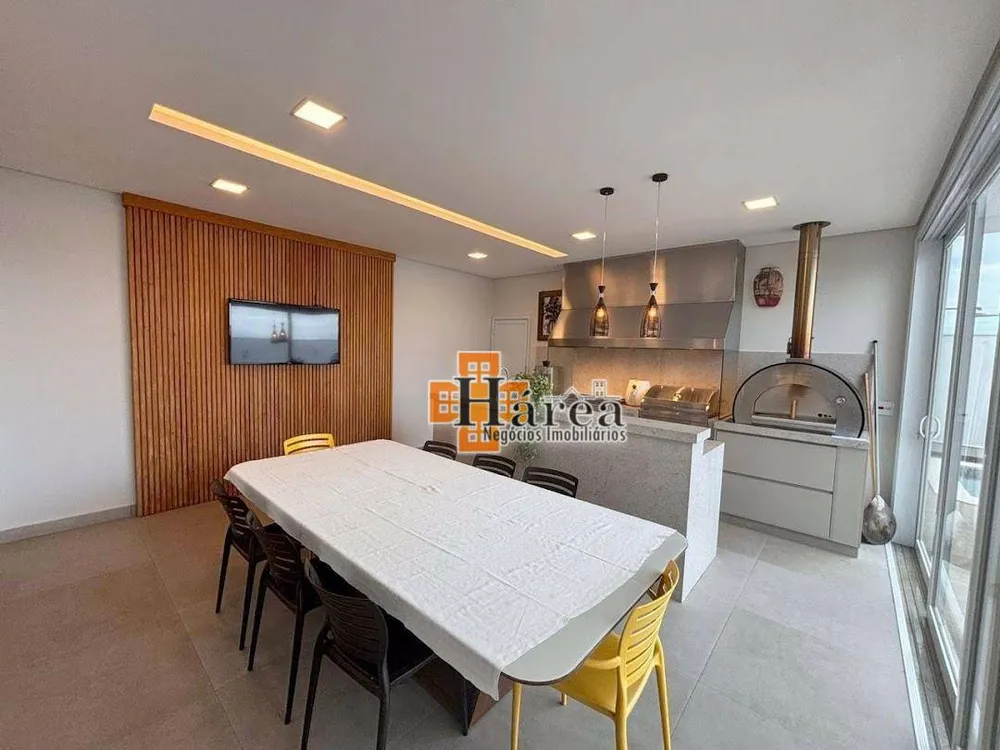 Sobrado, 4 quartos, 247 m² - Foto 1