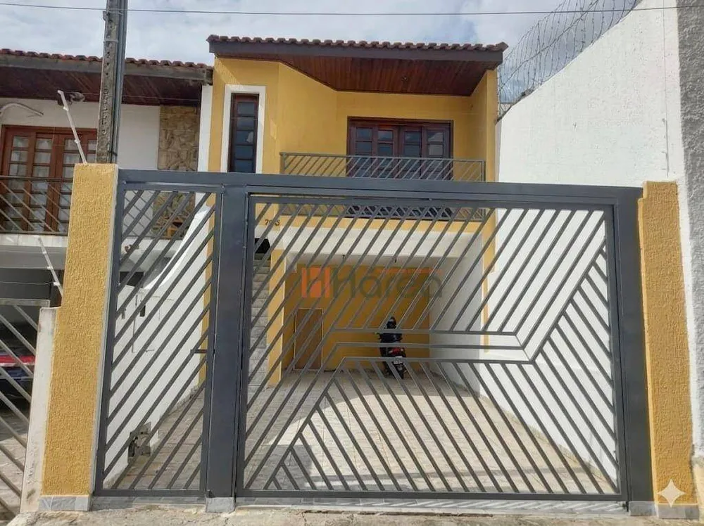 Casa, 3 quartos, 131 m² - Foto 2
