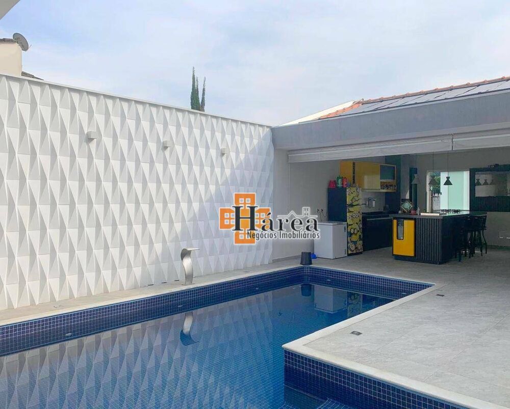 Sobrado à venda com 2 quartos, 230m² - Foto 1