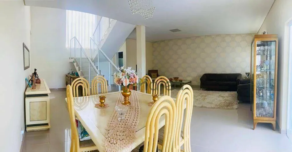 Sobrado, 3 quartos, 200 m² - Foto 2