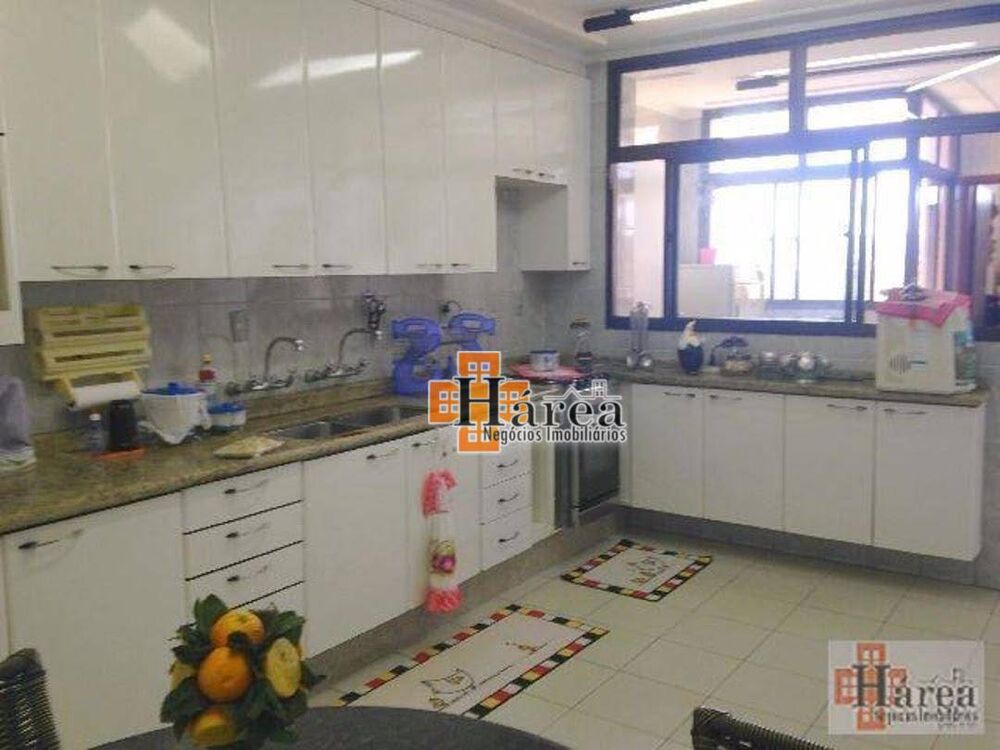 Apartamento à venda com 3 quartos, 303m² - Foto 4