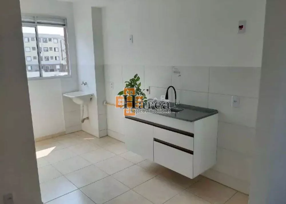 Apartamento à venda com 2 quartos, 47m² - Foto 2