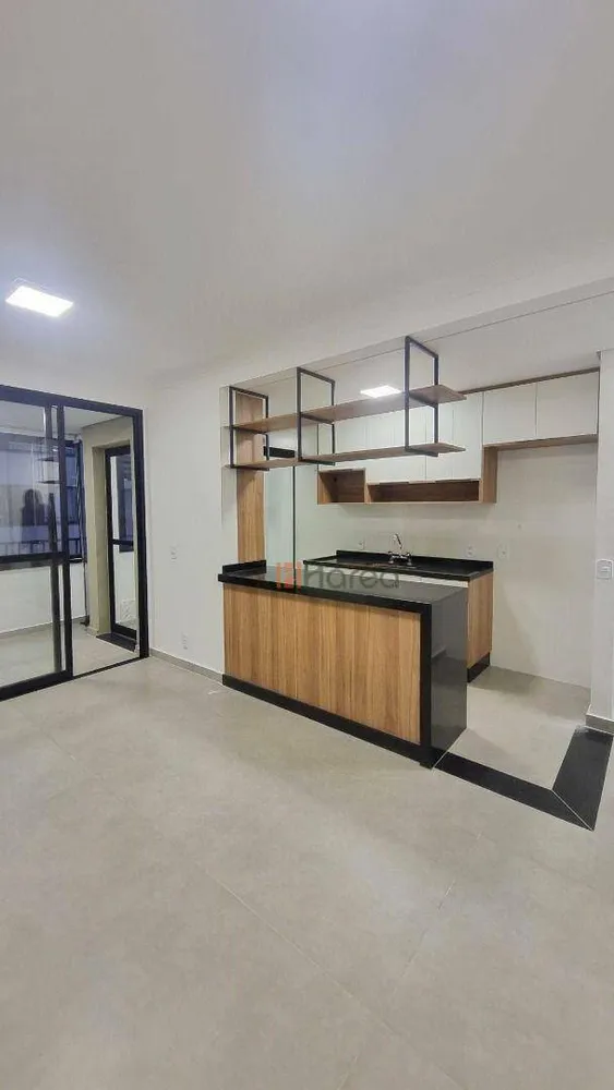 Apartamento, 2 quartos, 70 m² - Foto 2