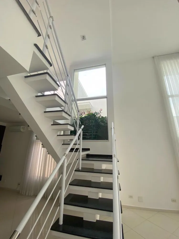 Sobrado, 4 quartos, 256 m² - Foto 8