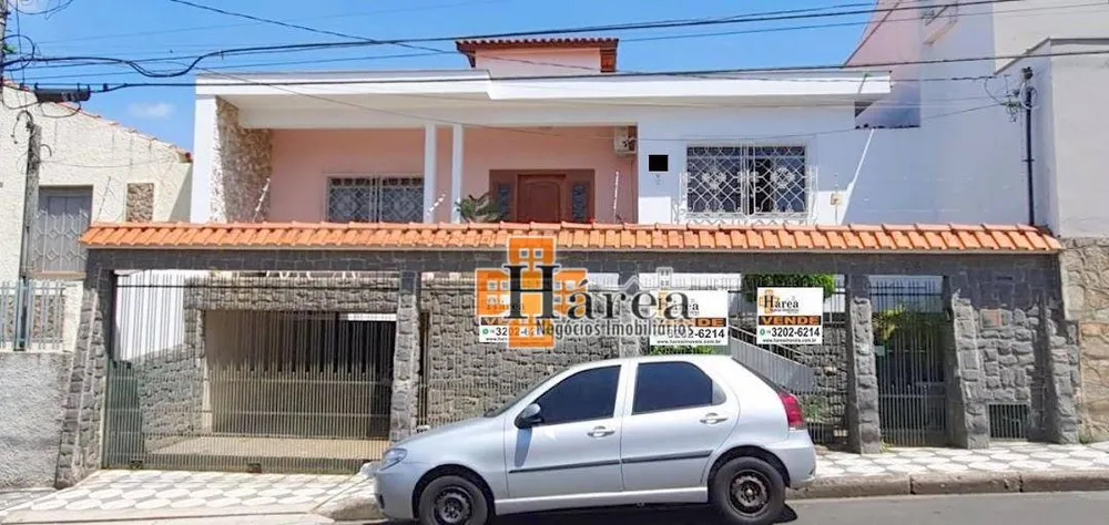 Casa, 3 quartos, 235 m² - Foto 1