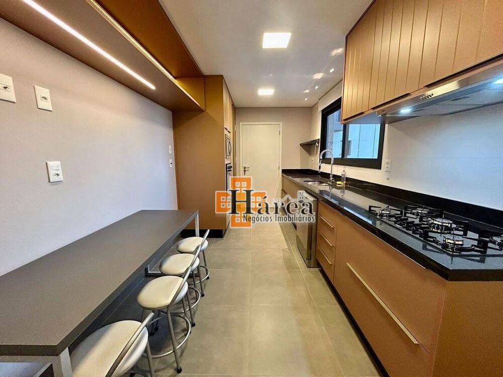 Apartamento, 3 quartos, 225 m² - Foto 4