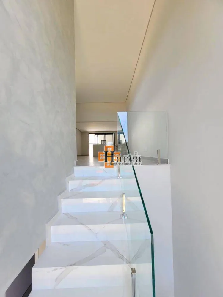 Sobrado, 3 quartos, 207 m² - Foto 3