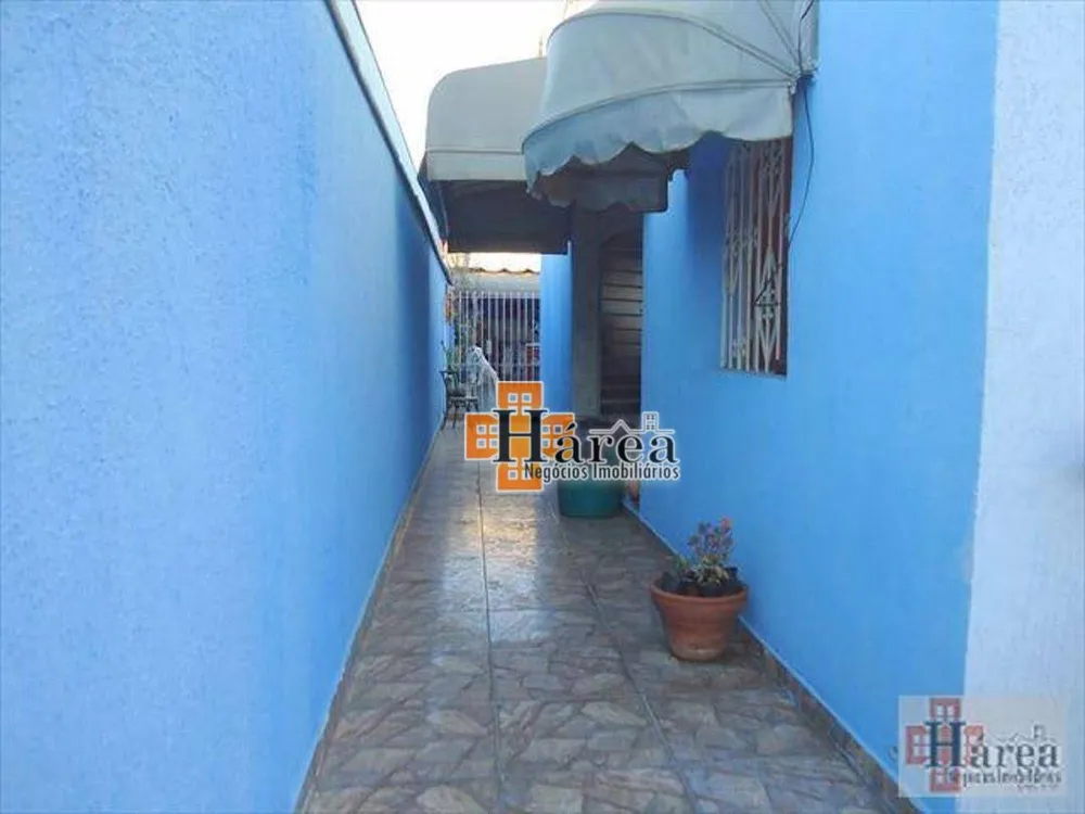 Sobrado, 4 quartos, 241 m² - Foto 1
