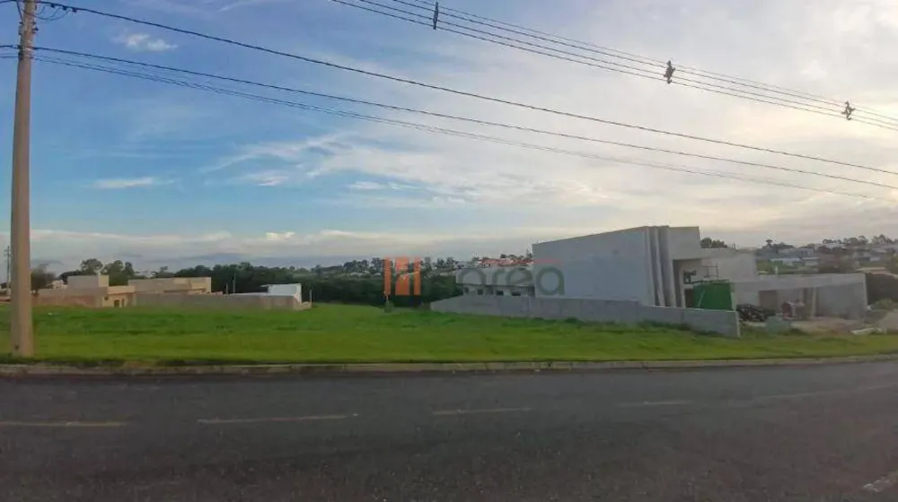 Loteamento e Condomínio, 1000 m² - Foto 1