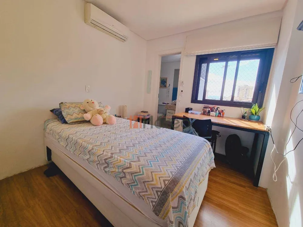 Apartamento, 3 quartos, 137 m² - Foto 5