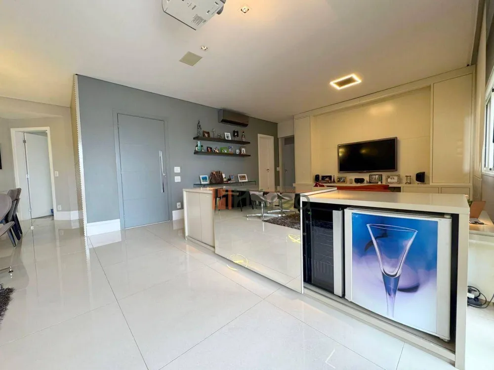 Apartamento, 3 quartos, 196 m² - Foto 9