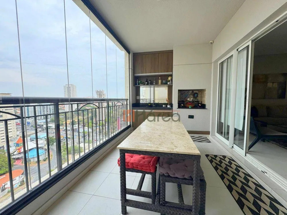 Apartamento, 3 quartos, 196 m² - Foto 4