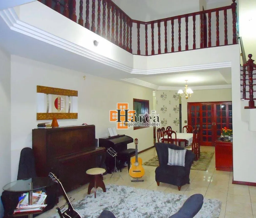 Sobrado, 3 quartos, 389 m² - Foto 2
