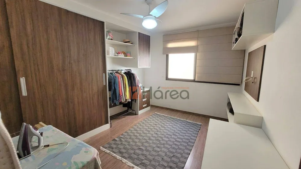 Apartamento, 3 quartos, 120 m² - Foto 1