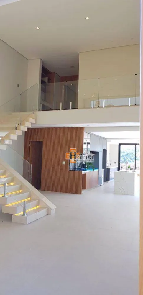 Sobrado, 3 quartos, 276 m² - Foto 3