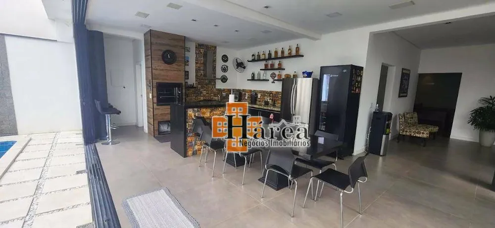 Sobrado, 4 quartos, 437 m² - Foto 1
