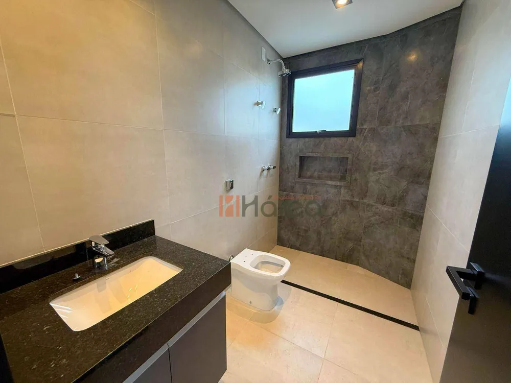 Sobrado, 4 quartos, 228 m² - Foto 2