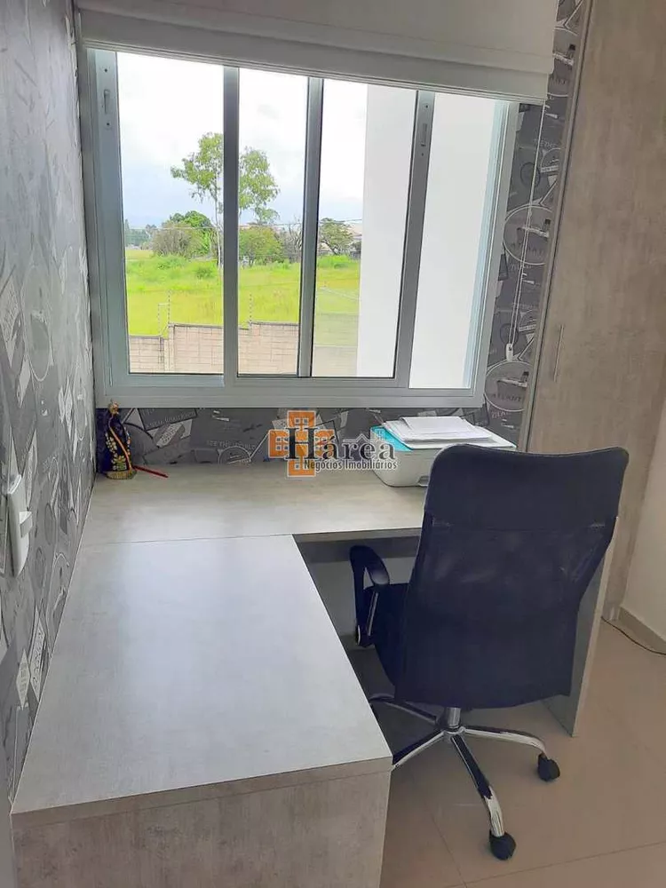 Sobrado à venda com 3 quartos, 268m² - Foto 32