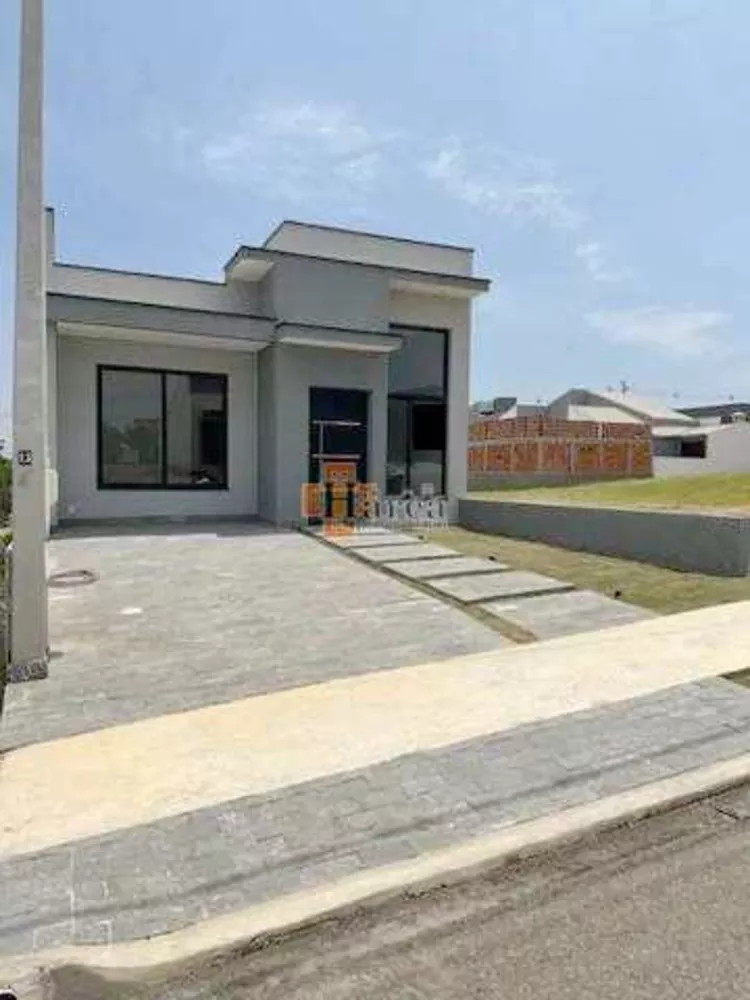 Casa de Condomínio à venda com 3 quartos, 105m² - Foto 1