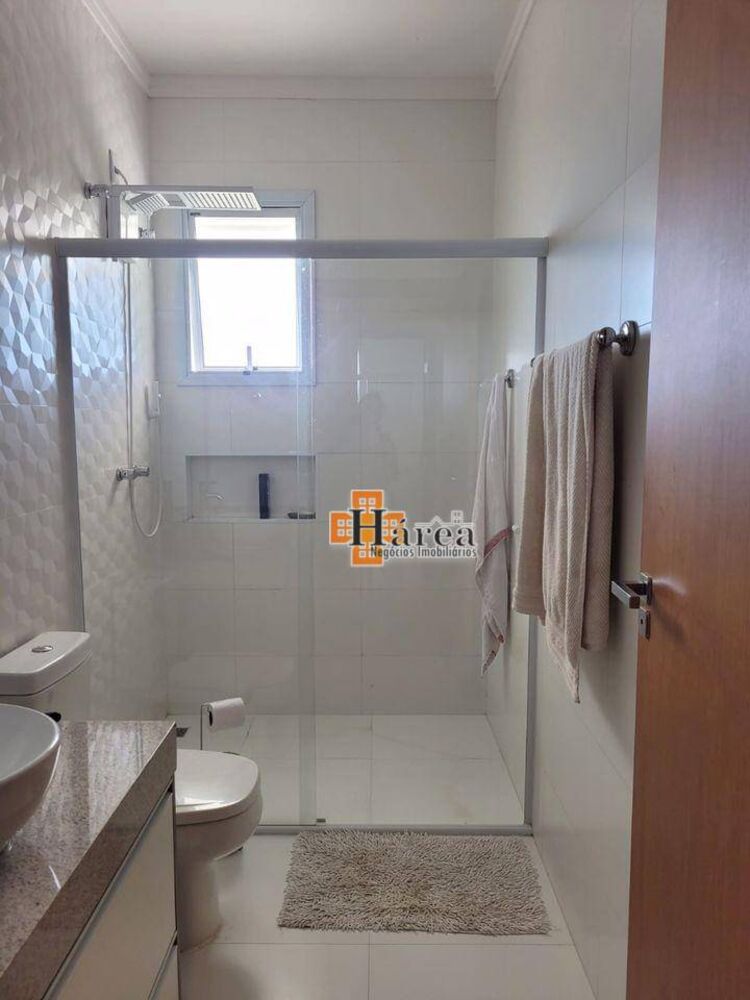 Sobrado à venda e aluguel com 3 quartos, 376m² - Foto 13