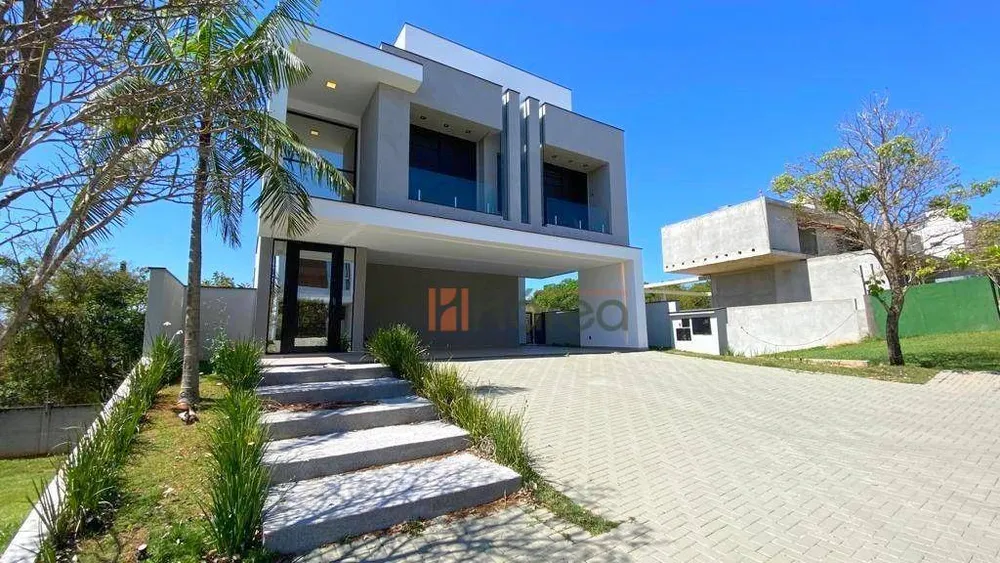 Sobrado, 4 quartos, 387 m² - Foto 1