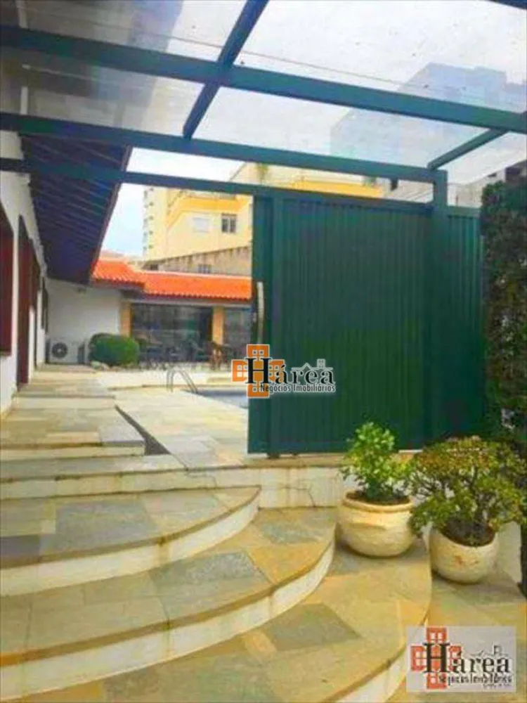Sobrado, 3 quartos, 540 m² - Foto 1